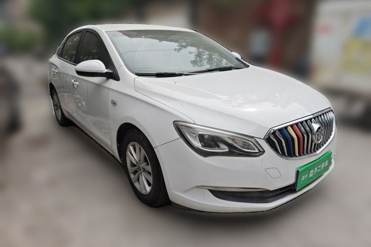 Used Buick GT 2017 15N Manual Entry-Level Trim Front Right 45 Deg