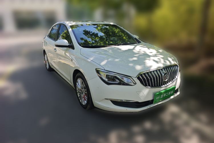 Used Buick GT 2017 15N Manual Elite Version Front Right 45 Deg