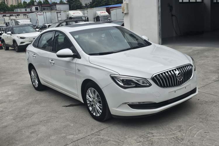 Used Buick GT 2017 15N Automatic Elite Version Front Right 45 Deg