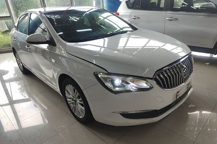 Used Buick GT 2017 15N Manual Elite Version Front Right 45 Deg