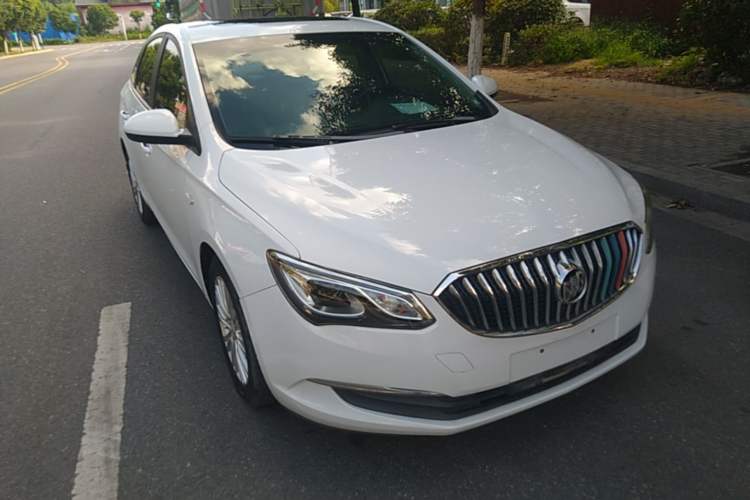 Used Buick GT 2017 15N Manual Elite Version Front Right 45 Deg