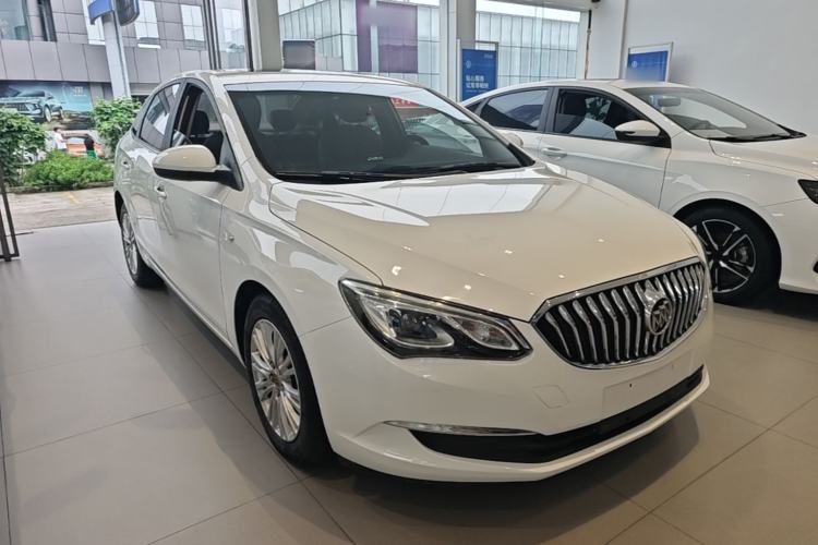 Used Buick GT 2017 15N Automatic Elite Version Front Right 45 Deg