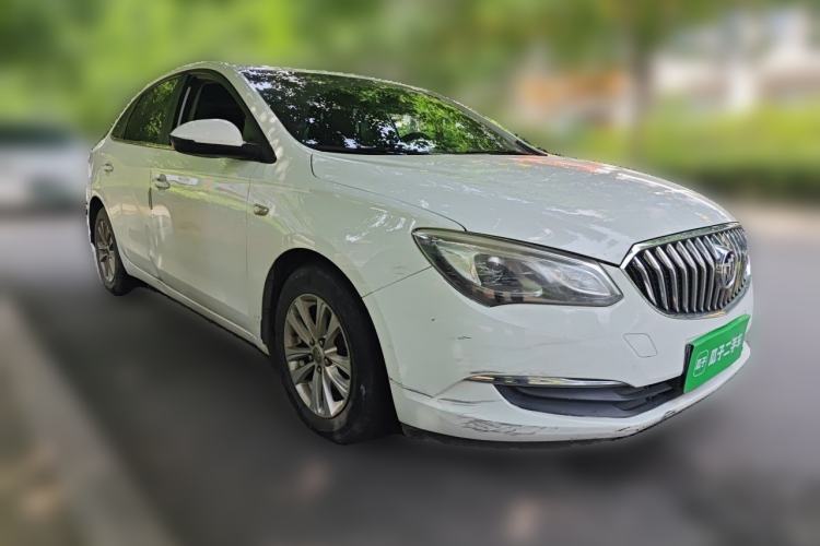Used Buick GT 2017 15N Manual Entry-Level Trim Front Right 45 Deg