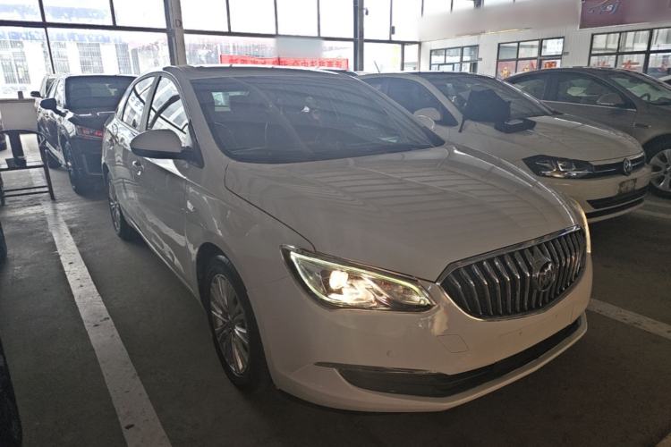 Used Buick GT 2017 15N Automatic Elite Version Front Right 45 Deg