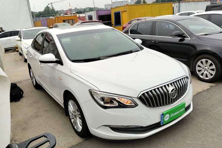 Used Buick GT 2017 15N Automatic Elite Version Front Right 45 Deg