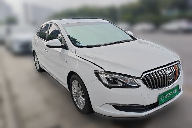 Used Buick GT 2017 15N Automatic Elite Version Front Right 45 Deg