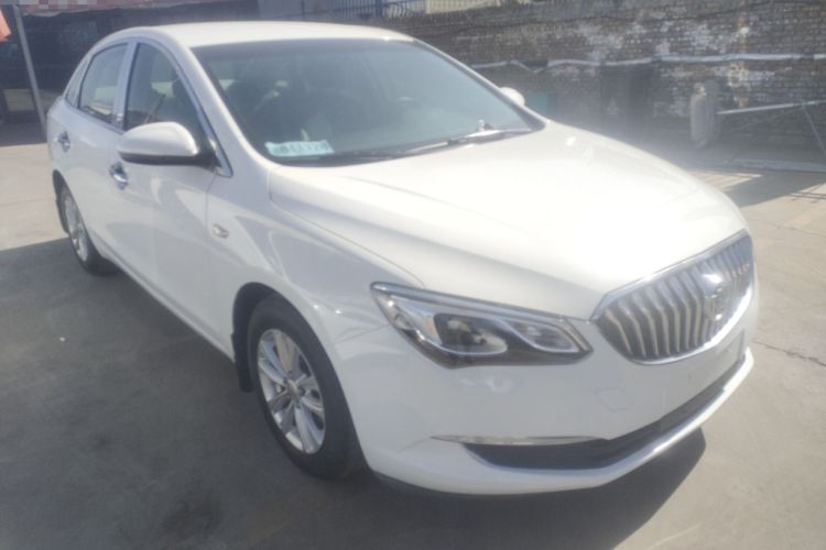Used Buick GT 2017 15N Manual Entry-Level Trim Front Right 45 Deg