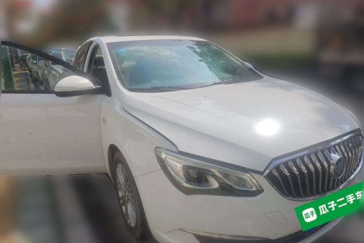 Used Buick GT 2017 15N Automatic Elite Version Front Right 45 Deg