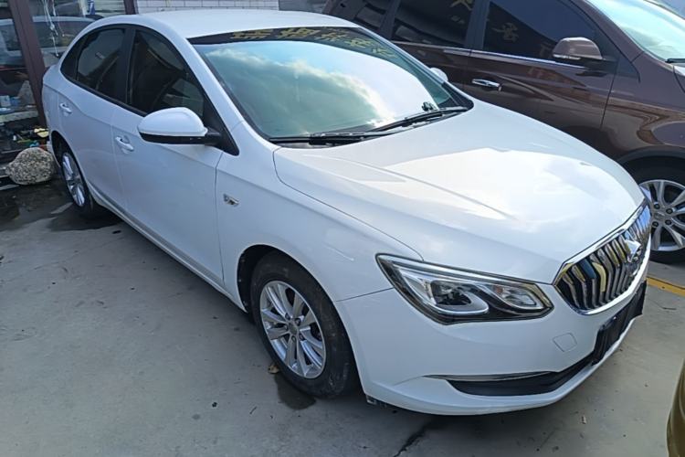 Used Buick GT 2017 15N Manual Entry-Level Trim Front Right 45 Deg