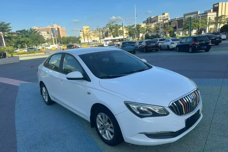 Used Buick GT 2017 15N Automatic Entry-Level Trim Front Right 45 Deg