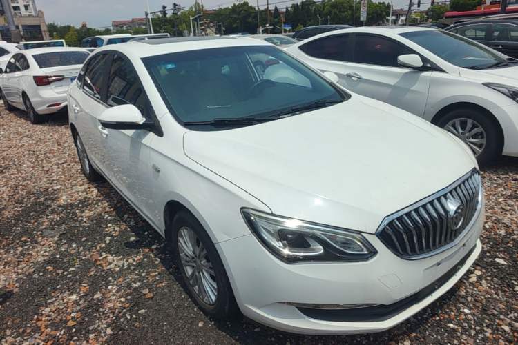 Used Buick GT 2017 15N Automatic Elite Version Front Right 45 Deg
