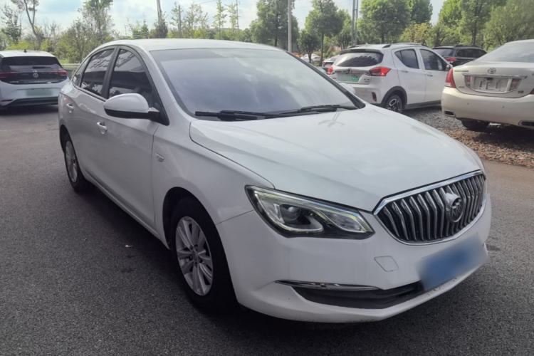 Used Buick GT 2017 15N Automatic Entry-Level Trim Front Right 45 Deg