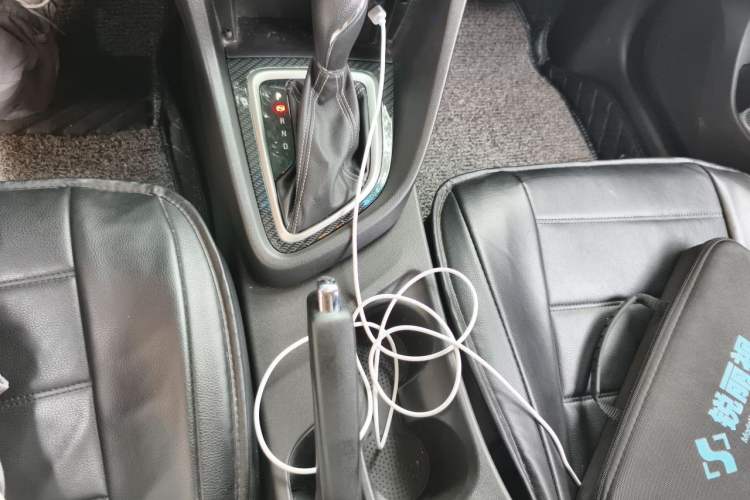 Used Buick GT 2017 15N Automatic Deluxe Edition Gear Lever