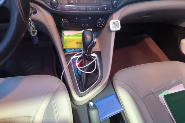 Used Buick GT 2017 15N Automatic Elite Version Gear Lever