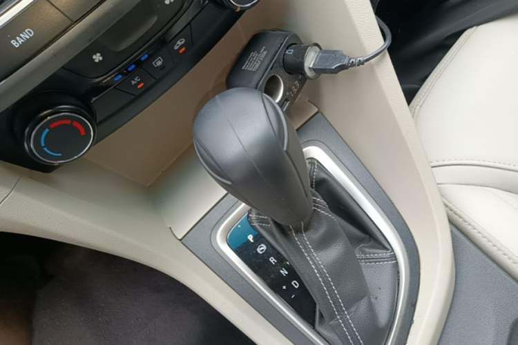 Used Buick GT 2017 15N Automatic Elite Version Gear Lever