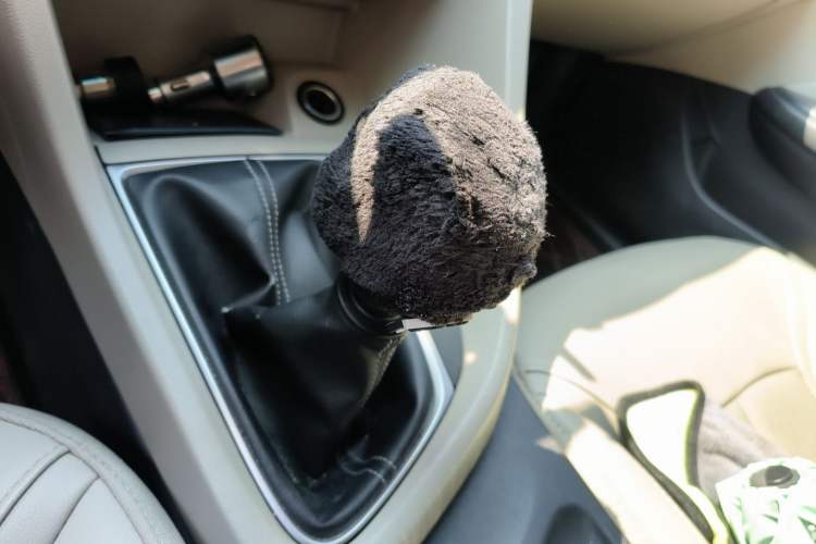 Used Buick GT 2017 15N Manual Elite Version Gear Lever