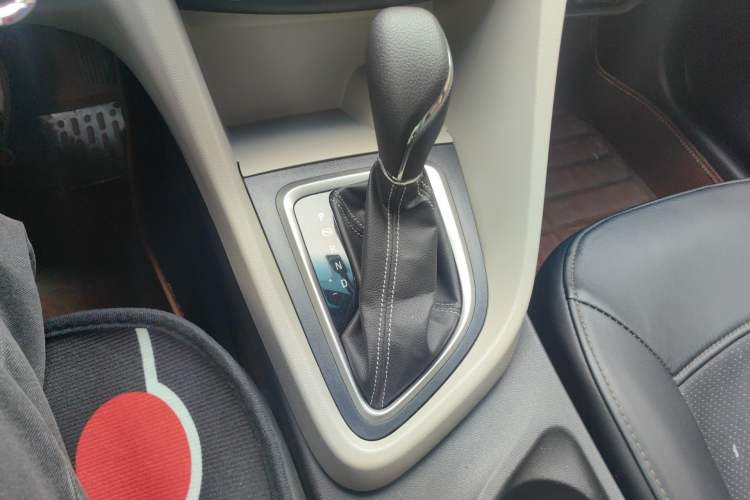 Used Buick GT 2017 15N Automatic Entry-Level Trim Gear Lever