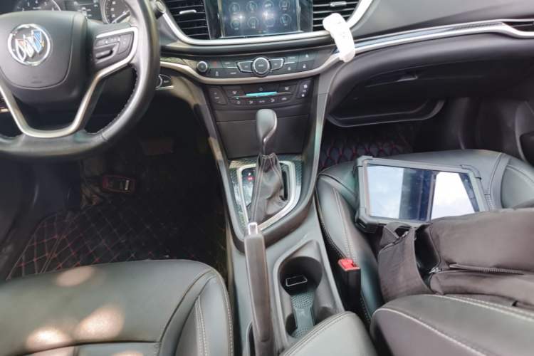 Used Buick GT 2017 15N Automatic Deluxe Edition Gear Lever