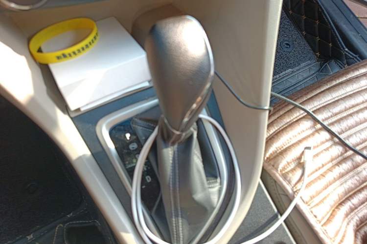 Used Buick GT 2017 15N Automatic Elite Version Gear Lever