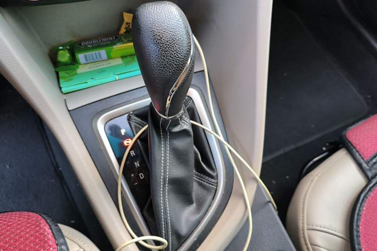 Used Buick GT 2017 15N Automatic Elite Version Gear Lever
