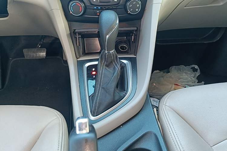 Used Buick GT 2017 15N Automatic Entry-Level Trim Gear Lever