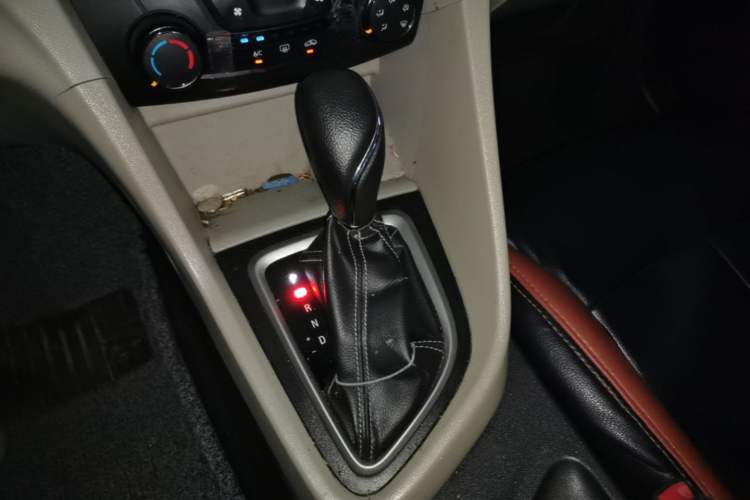 Used Buick GT 2017 15N Automatic Entry-Level Trim Gear Lever