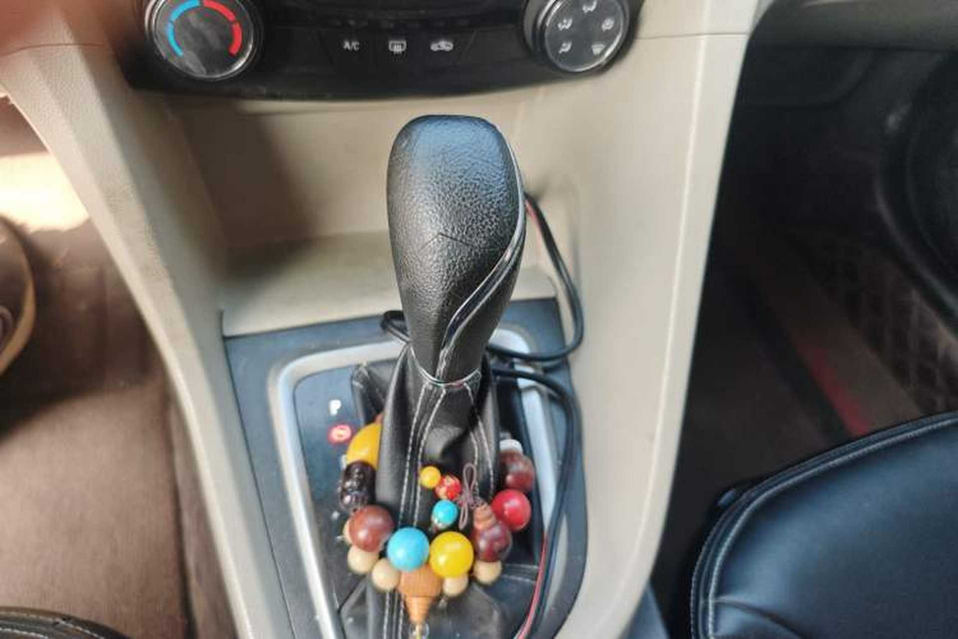 Used Buick GT 2017 15N Automatic Entry-Level Trim Gear Lever