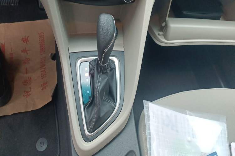 Used Buick GT 2017 15N Automatic Entry-Level Trim Gear Lever