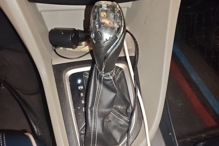 Used Buick GT 2017 15N Automatic Elite Version Gear Lever