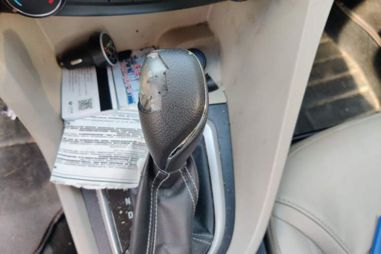 Used Buick GT 2017 15N Automatic Elite Version Gear Lever