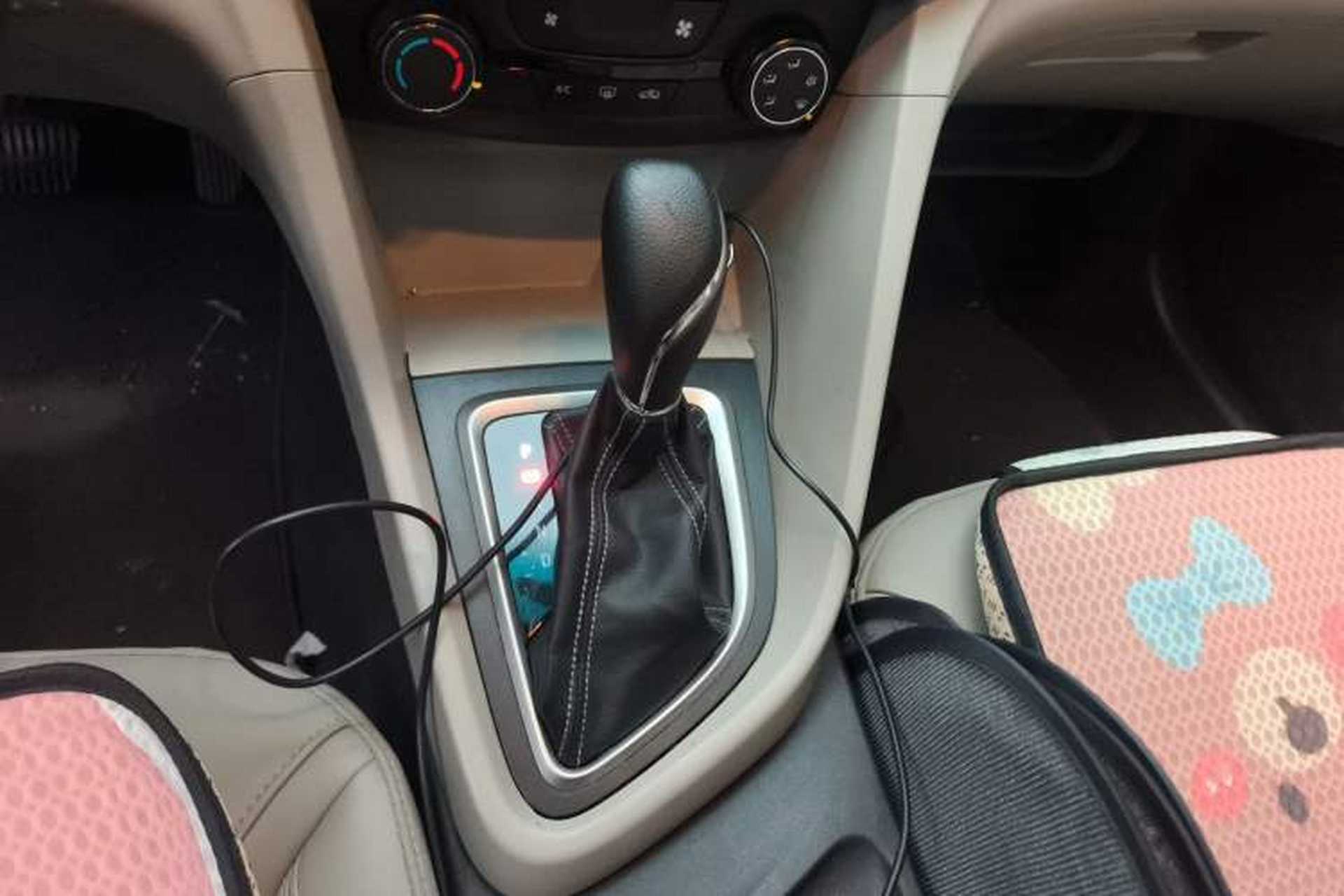 Used Buick GT 2017 15N Automatic Elite Version Gear Lever