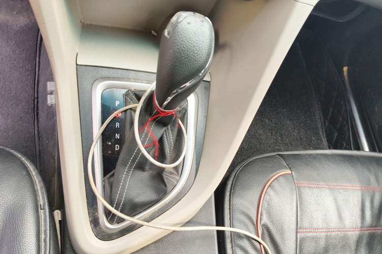 Used Buick GT 2017 15N Automatic Elite Version Gear Lever