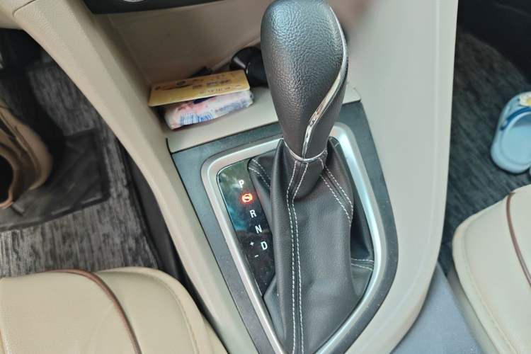 Used Buick GT 2017 15N Automatic Elite Version Gear Lever
