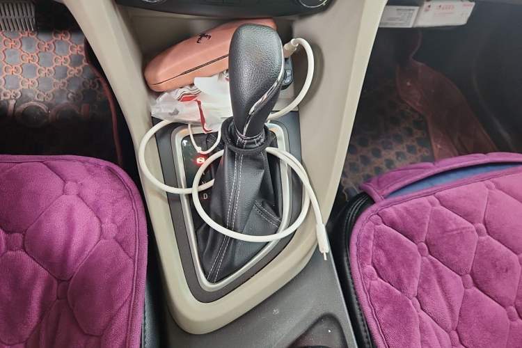 Used Buick GT 2017 15N Automatic Entry-Level Trim Gear Lever
