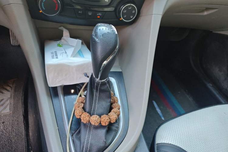 Used Buick GT 2017 15N Automatic Entry-Level Trim Gear Lever