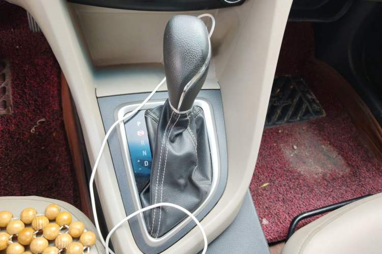 Used Buick GT 2017 15N Automatic Elite Version Gear Lever