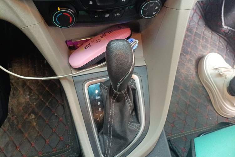 Used Buick GT 2017 15N Automatic Entry-Level Trim Gear Lever