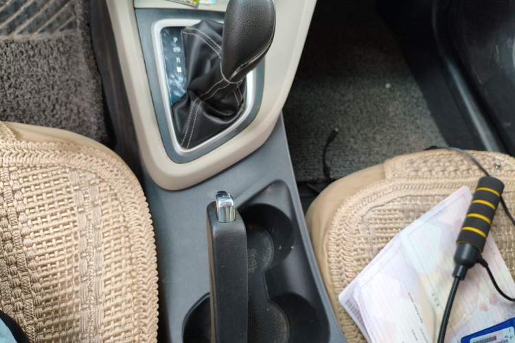 Used Buick GT 2017 15N Automatic Elite Version Gear Lever