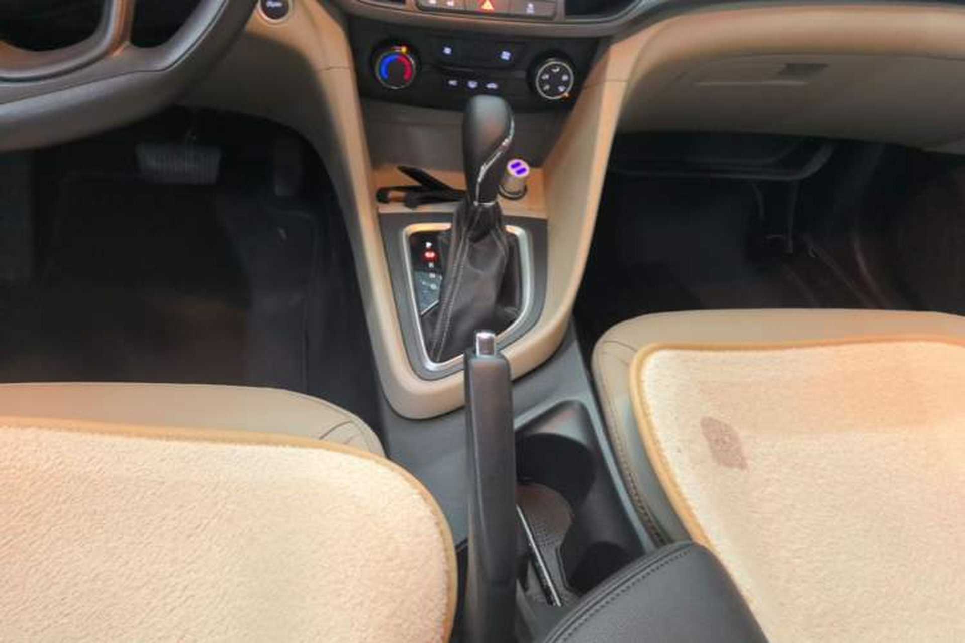 Used Buick GT 2017 15N Automatic Elite Version Gear Lever