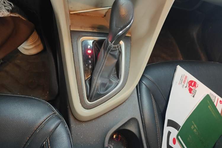 Used Buick GT 2017 15N Automatic Elite Version Gear Lever