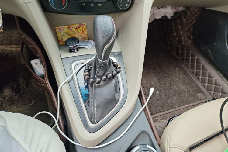 Used Buick GT 2017 15N Automatic Entry-Level Trim Gear Lever