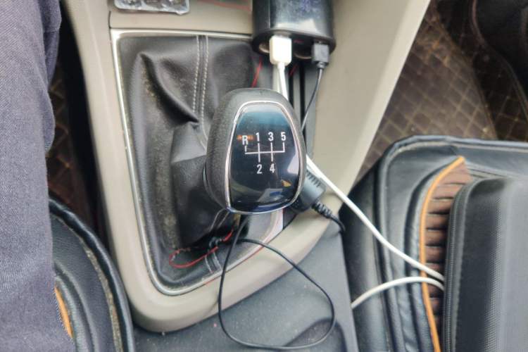 Used Buick GT 2017 15N Manual Entry-Level Trim Gear Lever