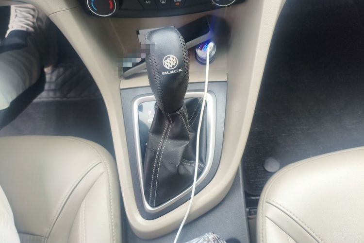Used Buick GT 2017 15N Automatic Elite Version Gear Lever