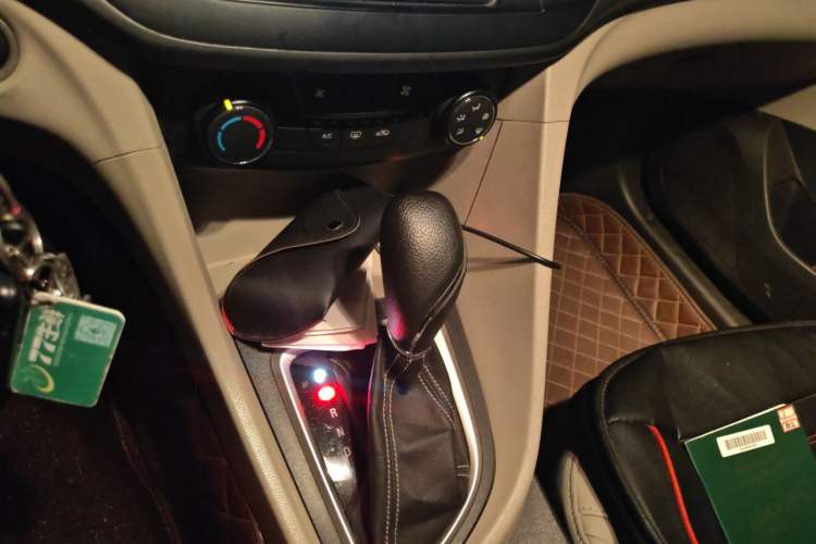 Used Buick GT 2017 15N Automatic Elite Version Gear Lever