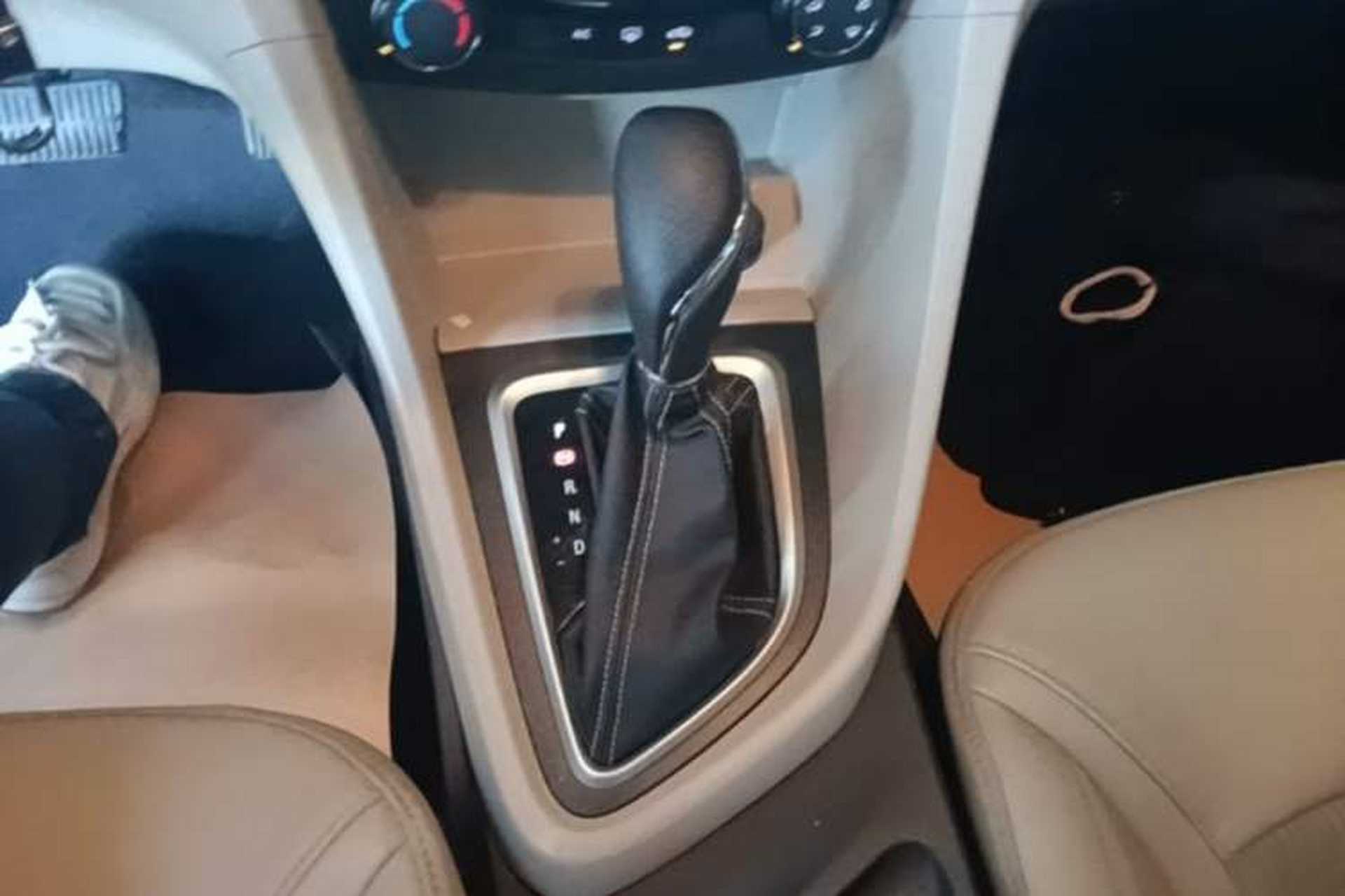 Used Buick GT 2017 15N Automatic Elite Version Gear Lever