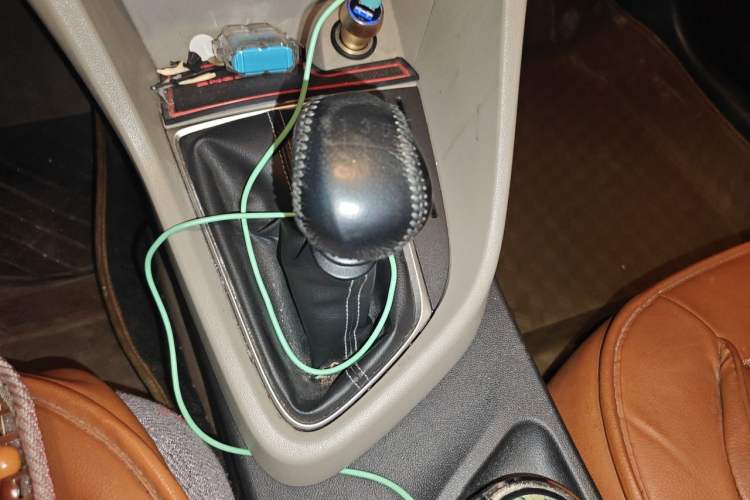Used Buick GT 2017 15N Manual Elite Version Gear Lever