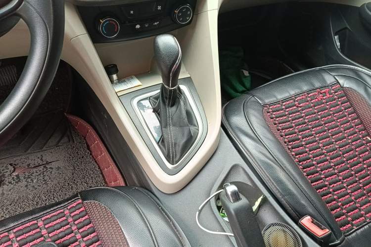 Used Buick GT 2017 15N Automatic Elite Version Gear Lever