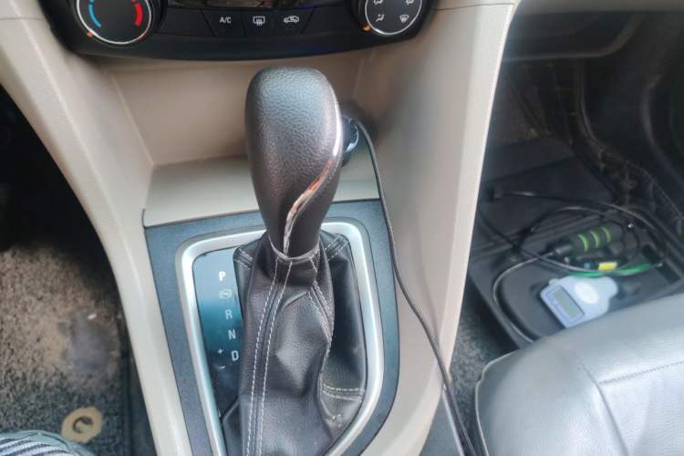 Used Buick GT 2017 15N Automatic Entry-Level Trim Gear Lever
