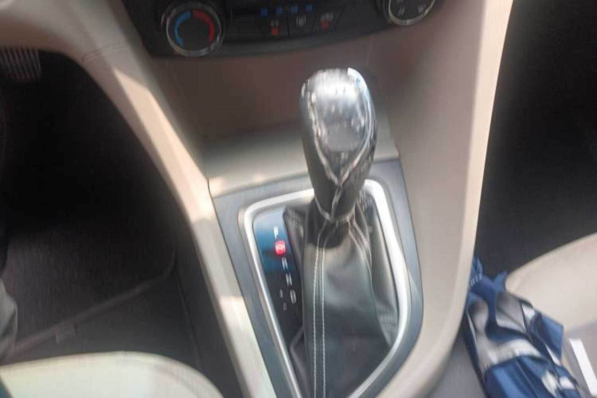Used Buick GT 2017 15N Automatic Elite Version Gear Lever