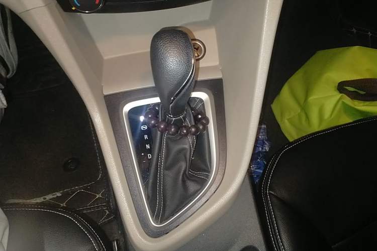 Used Buick GT 2017 15N Automatic Entry-Level Trim Gear Lever